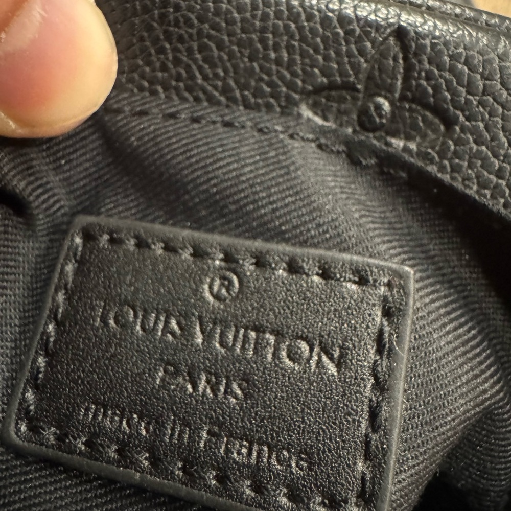 Louis Vuitton x Virgil Abloh Cross Body Bag - Picture 7 of 9